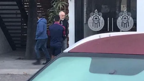 El ex coach del Tri Imanol Ibarrondo trabaja con Chivas