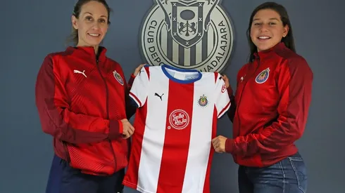 La delantera rojiblanca fue presentada en su regreso al Rebaño