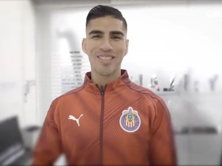 Así reaccionó la afición de Chivas al anuncio de Madueña