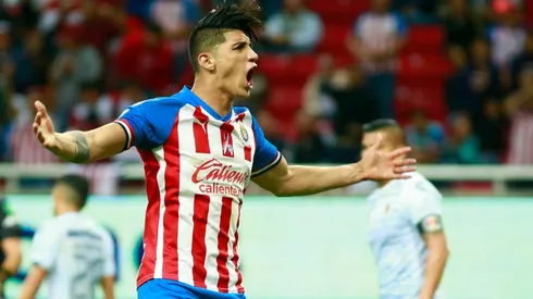 El atacante rojiblanco celebró su duodécimo tanto para alcanzar a Mauro Quiroga en el título de goleo