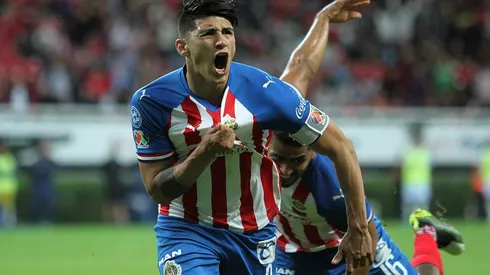 La afición ChivaHermana se rindió ante la actuación de Alan Pulido en la votación