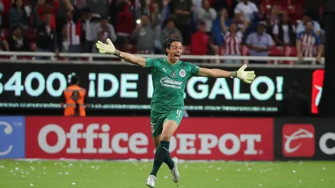 El guardameta rojiblanco consiguió un gol desde su arco que selló el triunfo del Rebaño