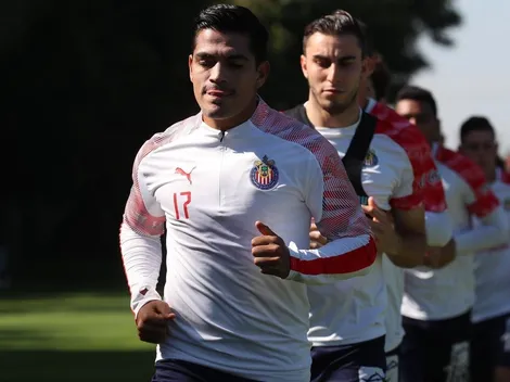 Mier y Sánchez se reincorporan con Chivas a las prácticas