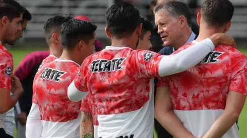 Recomendaron limitar actividades de Peláez en Chivas