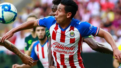 Sandoval entró a los 88 minutos y duró apenas 12 en el campo al ser expulsado