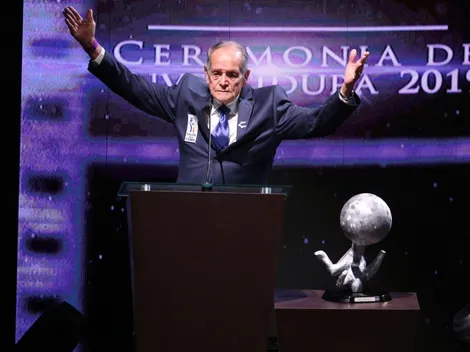 Tomás Balcazar se retracta del futuro de Chicharito en Chivas