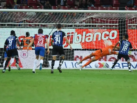 Así califica la afición a los jugadores de Chivas tras vencer a Querétaro