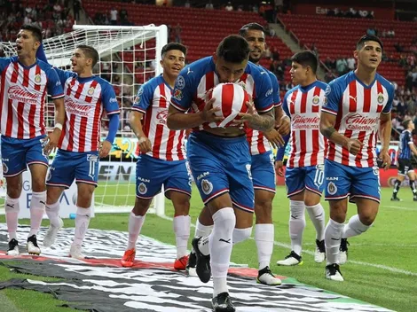 Video | Alexis Vega anota el gol de su vida en Chivas