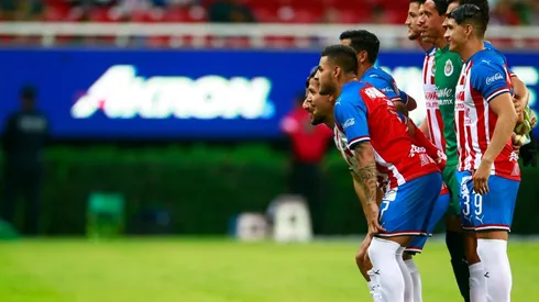 El "Flaco" Tena repitió a Alexis Vega y Alan Pulido como dupla de ataque para este partido en el Estadio Akron