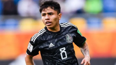 Chivas tiene en carpeta a un jugador de Cruz Azul.