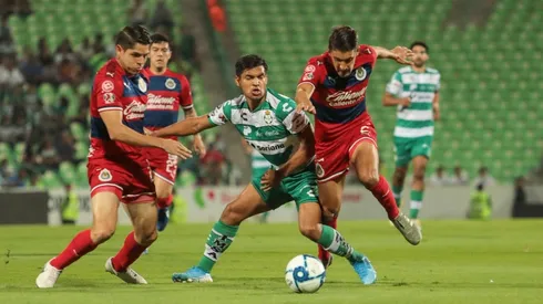 Los rojiblancos cedieron en Torreón el liderato del Grupo 7