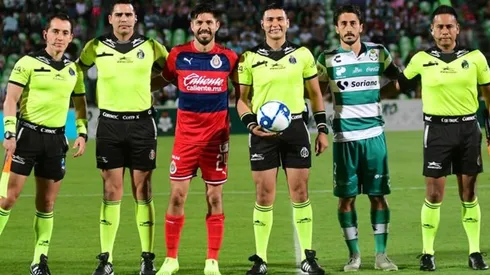 El principal tuvo que ser relevado a los 85 minutos por el cuarto árbitro, quien expulsó a Sepúlveda