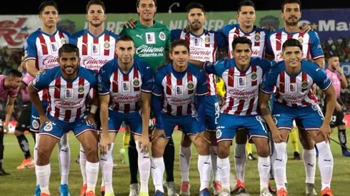 El "Flaco" Tena mantiene a "Toño" Rodríguez al arco rojiblanco para este duelo de la Liga MX