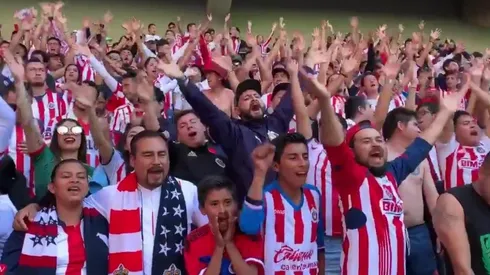La afición rojiblanca en Toluca se hizo presente en tribuna del Estadio Nemesio Diez