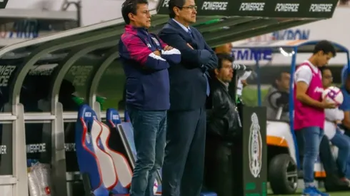 El timonel rojiblanco coleccionó su segunda derrota en cinco partidos al mando del Rebaño