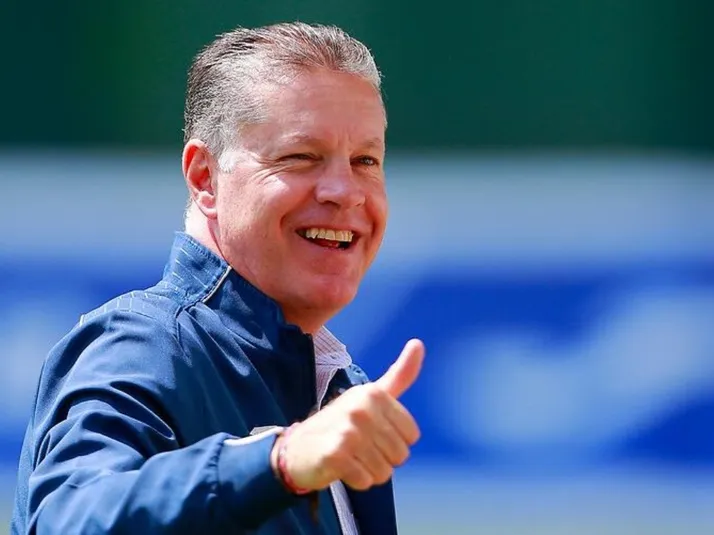 Ricardo Peláez trabajará con su hijo en las Chivas