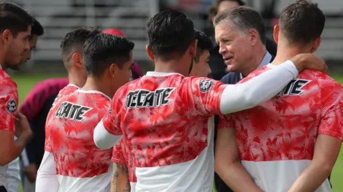 Peláez ya se juntó con los jugadores de Chivas