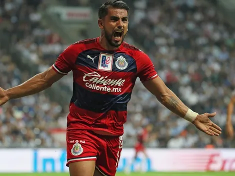 Video | Golazo del "Pocho" Ponce salva a Chivas