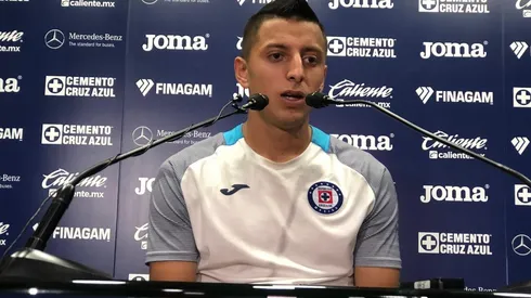 El volante ofensivo de los celestes atendería la propuesta de Peláez para reencontrarse en Chivas