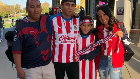La familia rojiblanca en Sacramento se hizo presente en la previa para degustar una carnita asada y luego ver a sus Chivas