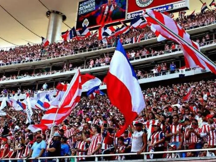 Chivas propone cambiar grito prohibido por uno propio
