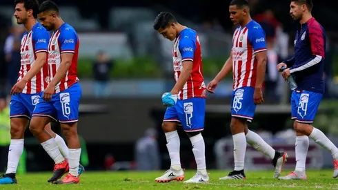 Entre el cielo y el infierno se debate Chivas