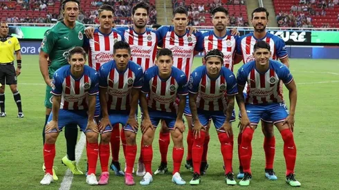 Tena realizaría algunos cambios al once inicial y empezaría con el regreso de "Toño" Rodríguez