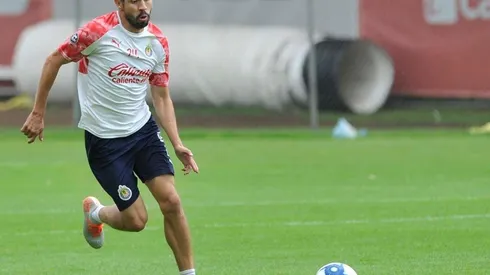 El veterano atacante rojiblanco se prepara para el Clásico Nacional del sábado ante su ex equipo