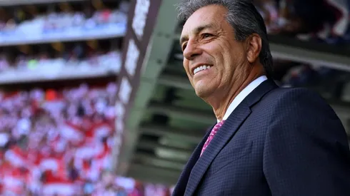 El entrenador rojiblanco consideró al veterano delantero entre sus 13 o 14 titulares del plantel