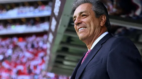 El timonel rojiblanco aseguró que la plantilla tiene la misión de volver a la Fiesta Grande