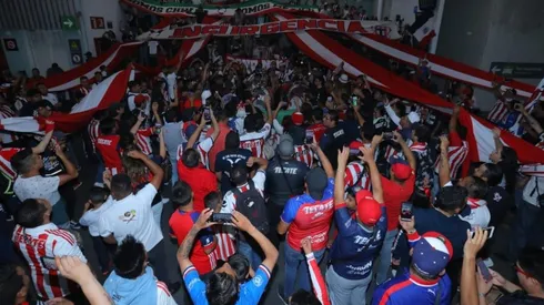 La convocatoria reunió a dos centenas de "chivahermanos" en la capital mexicana