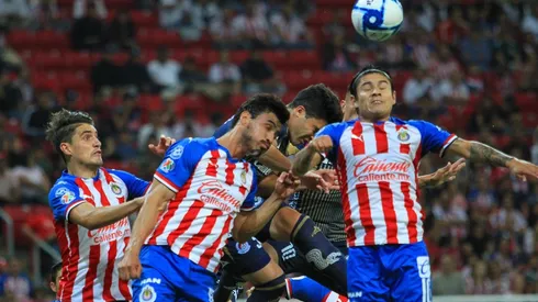 Tabla: Chivas, afuera de la Liguilla y muy lejos de la punta