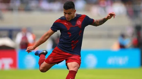 Alexis Vega en el partido de Chivas.
