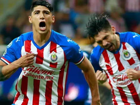 Alan Pulido puso el empate provisional con golazo