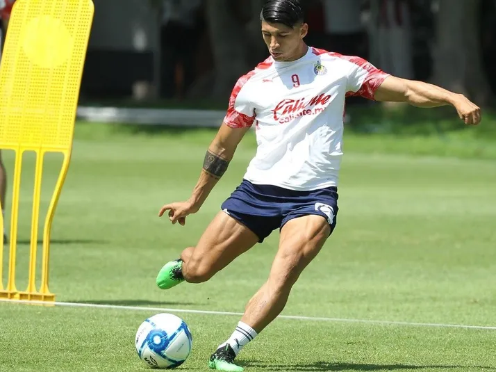 La plática de Boy en la práctica ahora fue con Pulido