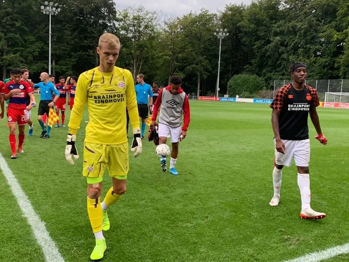 Chivas Sub 20 igualó con PSV en inicio de Otten Cup