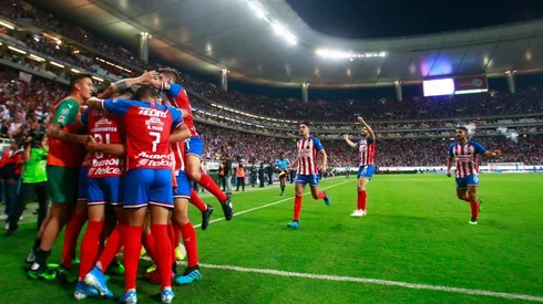 Chivas de Guadalajara visita este sábado a las 19:00 horas al León en el Estadio Nou Camp