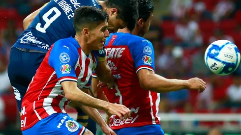 Alejandro Zendejas tuvo un desempeño notable como lateral izquierdo en reemplazo del sancionado "Pocho" Ponce