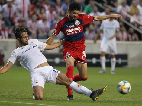 Chivas estrena su playera de visita en Puebla