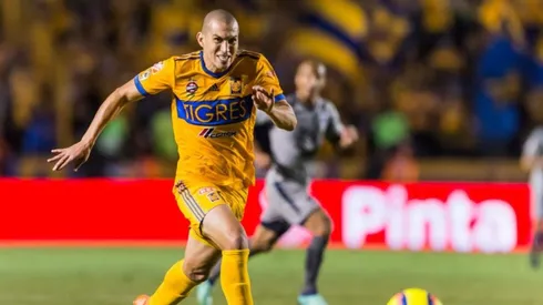 Jorge Torres Nilo en el partido de Tigres.