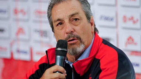 El estratega rojiblanco reconoció que el lateral izquierdo es uno de los puestos abiertos en su once inicial