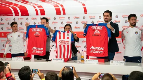 Chivas presentó a Caliente como nuevo patrocinador