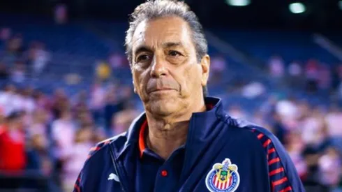 El estratega rojiblanco reconoció que batalla con hábitos errados de procesos anteriores