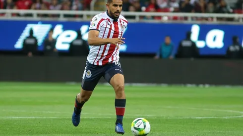 Miguel Ponce se queda en Chivas