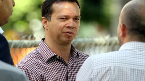 El directivo rojiblanco reconoció el problema que les significaría esta pretemporada en el calendario