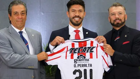 Oribe Peralta presentado como refuerzo de Chivas.