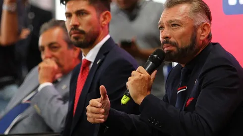 El directivo rojiblanco negó ofrecer información de los términos económicos de la transacción por Oribe Peralta