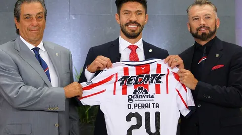 "Oribe Peralta no es bienvenido en el club": Barra Insurgencia