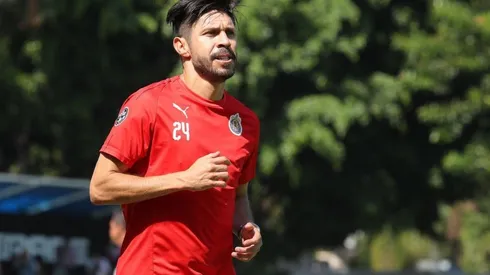 Oribe Peralta entrenó por primera vez con Chivas