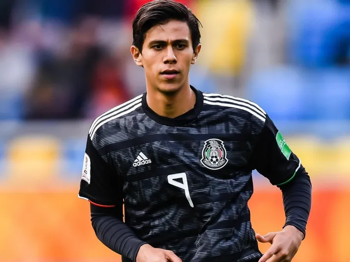 Macías está en la agenda de Eintracht Frankfurt